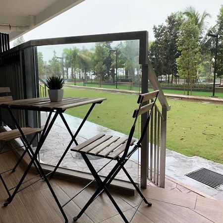 קואנטאן Timur Bay Groundfloor Pool & Seaview מראה חיצוני תמונה