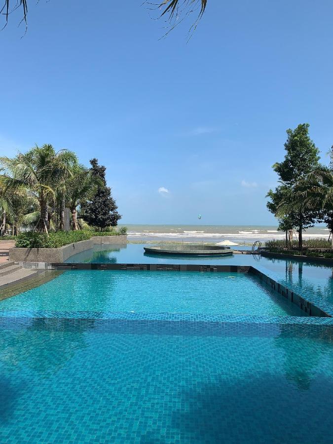 קואנטאן Timur Bay Groundfloor Pool & Seaview מראה חיצוני תמונה