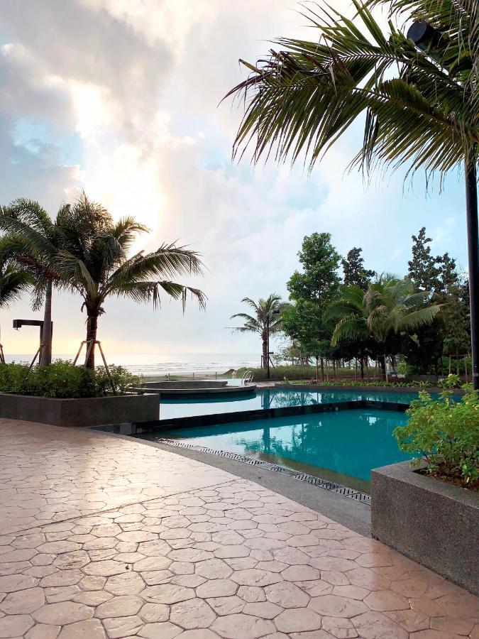 קואנטאן Timur Bay Groundfloor Pool & Seaview מראה חיצוני תמונה